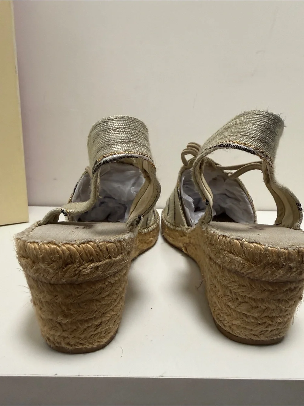 Espadrille Slingback Wedge in Light green with Metallic Stripes, elastic straps